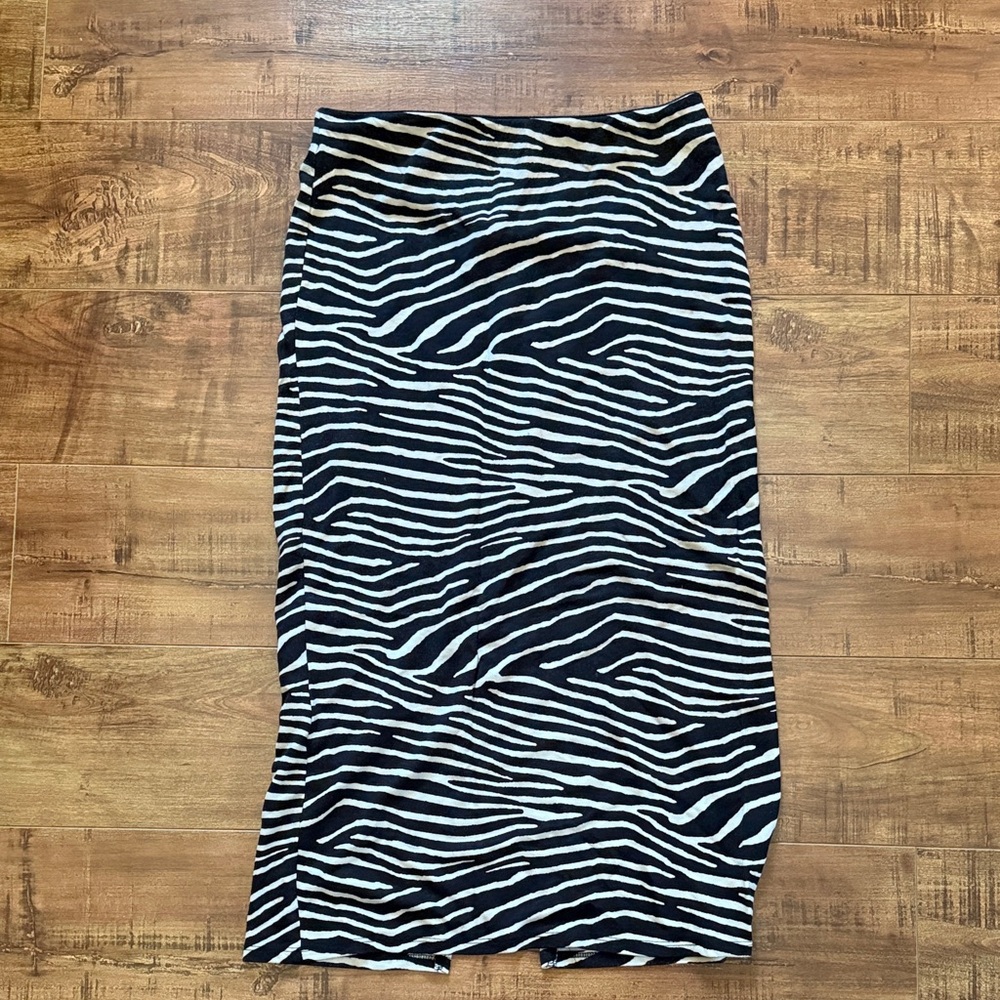 H&M Monochrome Zebra Pencil Skirt
